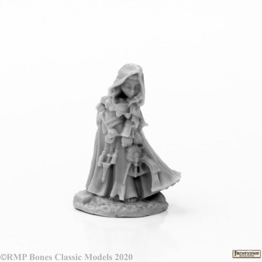 Reaper Pathfinder Bones Enora, Iconic Arcanist Halfling Wizard